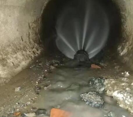 通什镇市政管道清淤